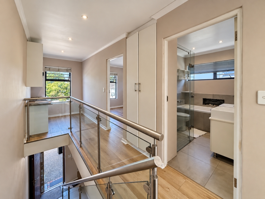 To Let 2 Bedroom Property for Rent in Diep River Western Cape
